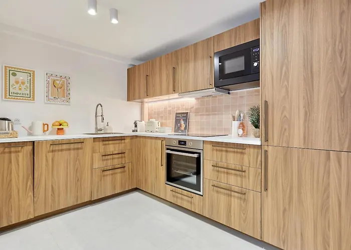 Superb Ac Center Bourse Place *