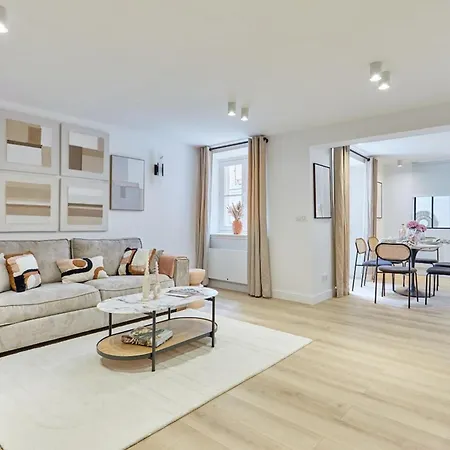 Superb Ac Center Bourse Place *