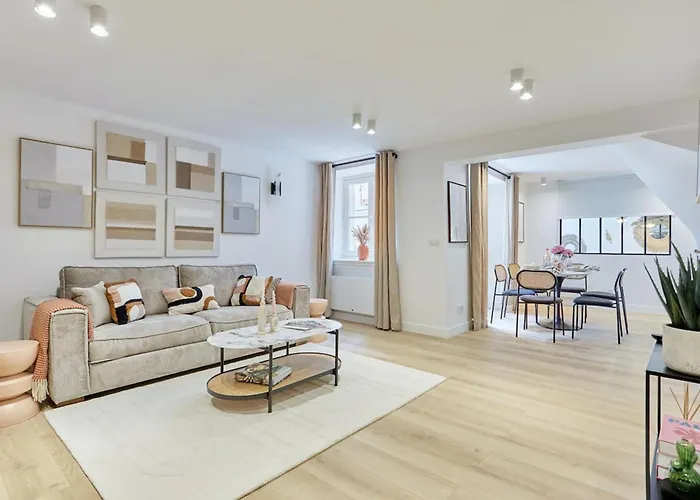 Superb Ac Center Bourse Place *