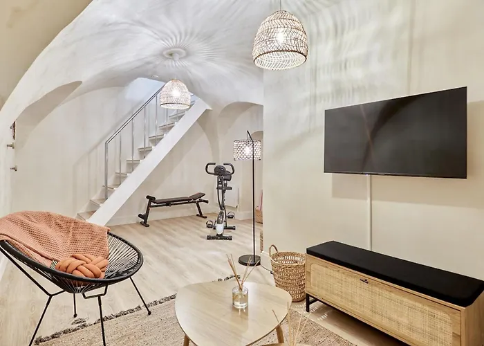 Superb Ac Center Bourse Place