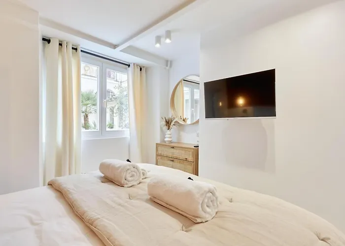 Superb Ac Center Bourse Place Apartment Paris